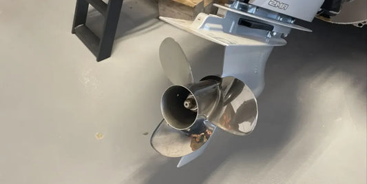 Exploring the Pros and Cons of 3 vs 4 Blade Prop Designs for Modern Boats