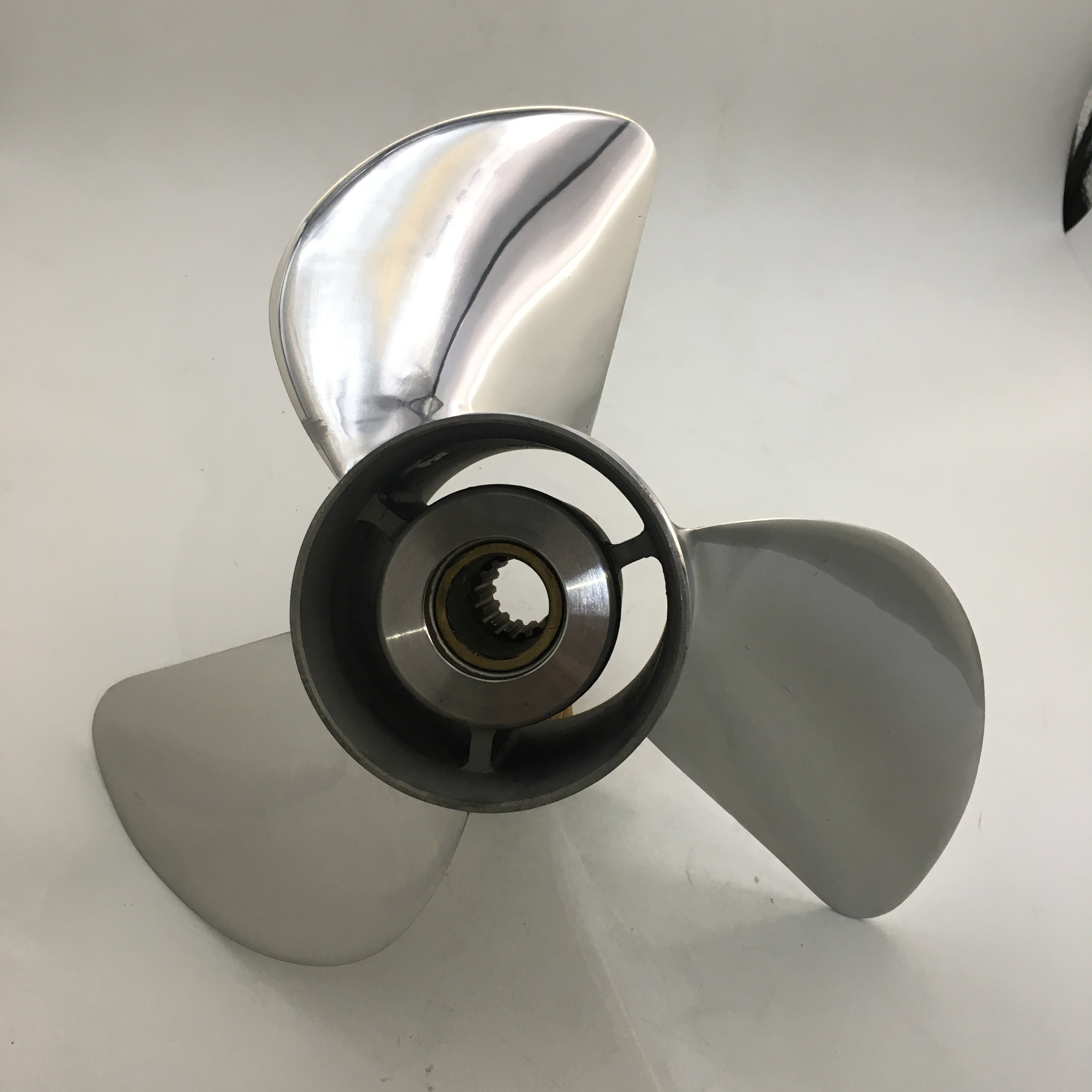 Suzuki Stainless Steel Propeller | High-Performance Boat Propeller for ...